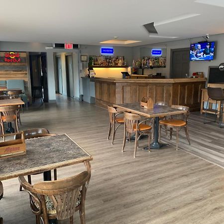 Stonehouse Motel&Restaurant Truro Buitenkant foto