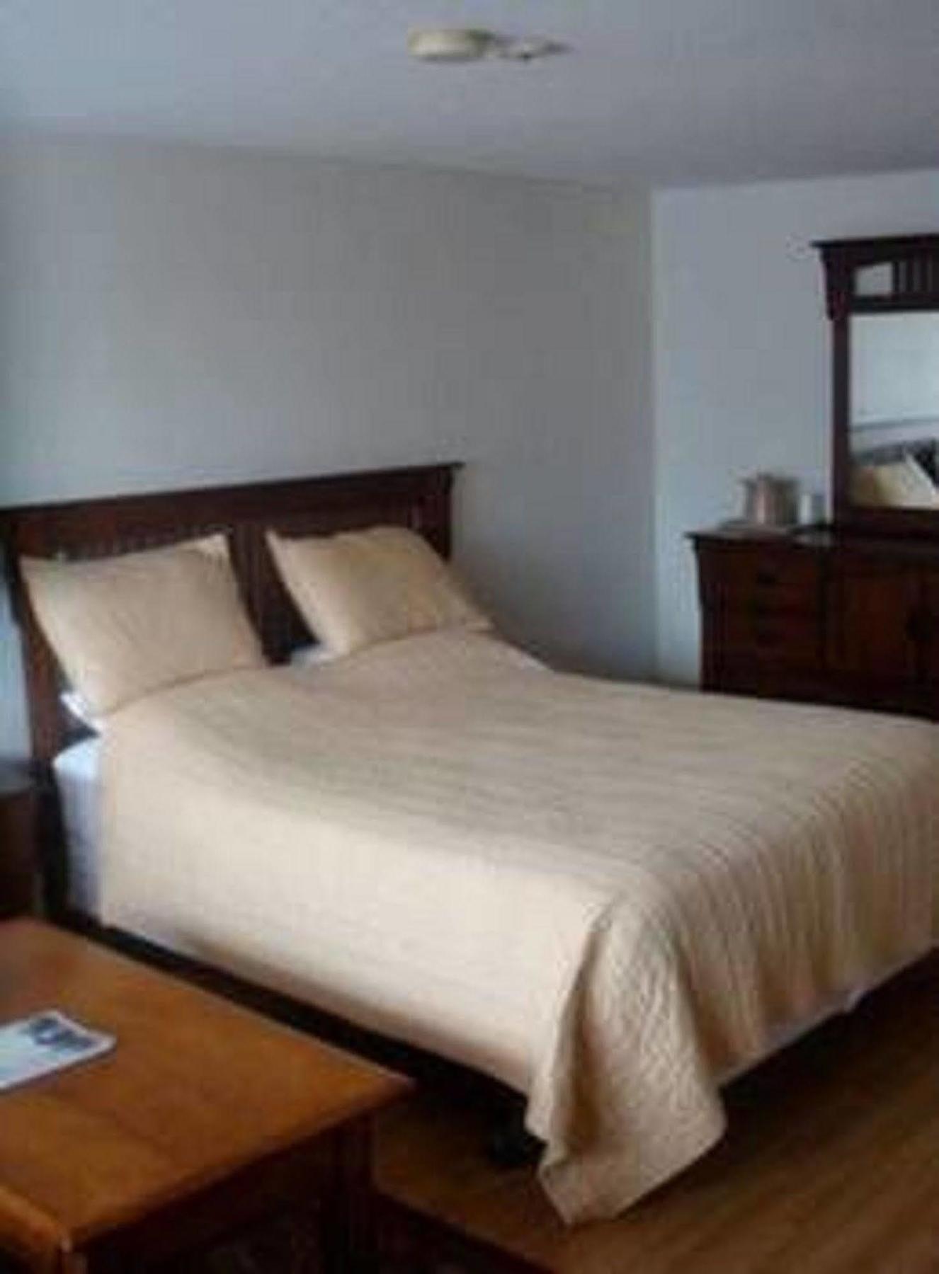 Stonehouse Motel&Restaurant Truro Buitenkant foto